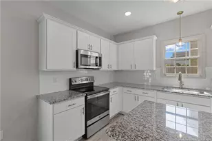 1645 Mount Rainer Dr, Fayetteville, NC 28301 - Photo 8