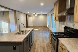 3187 John McMillian Rd, Hope Mills, NC 28348 - Photo 6