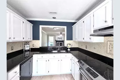 316 Ayrshire Court, Fayetteville, NC 28311 - Photo 8