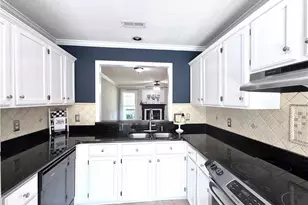 316 Ayrshire Ct, Fayetteville, NC 28311 - Photo 8