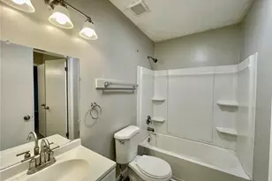6405 Lorell Ct, Fayetteville, NC 28304 - Photo 10