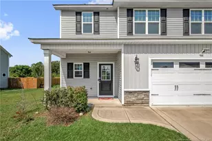 4700 Scenic Pines Dr, Hope Mills, NC 28348 - Photo 4