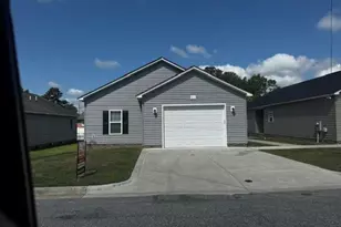811 Linwood Ave, Lumberton, NC 28358 - Photo 1