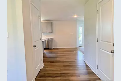 4050 Racking Horse Road, Hope Mills, NC 28348 - Photo 2