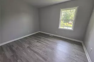 7604 Hamburg Dr, Fayetteville, NC 28303 - Photo 6
