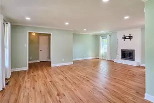 3209 Kentyre Dr, Fayetteville, NC 28303 - Photo 10