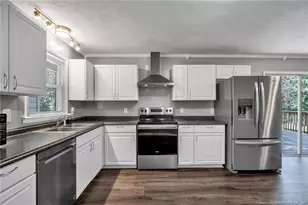 130 S Ingleside Dr, Fayetteville, NC 28314 - Photo 10