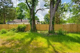 320 Currie St, Fayetteville, NC 28301 - Photo 8