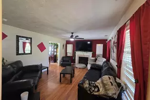 247 Valley View Ct, Sanford, NC 27332 - Photo 4