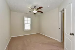 614 Hogart St, Raeford, NC 28376 - Photo 32