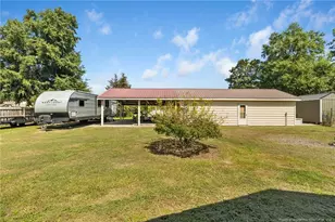 410 W McLean St, Saint Pauls, NC 28384 - Photo 44