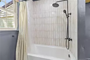 410 W McLean St, Saint Pauls, NC 28384 - Photo 26