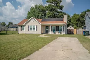 5652 Pepperbush Dr, Fayetteville, NC 28304 - Photo 2