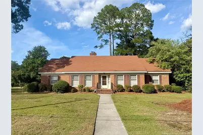 112 Elmhurst Drive, Lumberton, NC 28358 - Photo 2