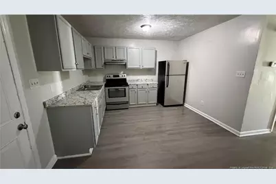 5858 Aftonshire Drive, Fayetteville, NC 28304 - Photo 8