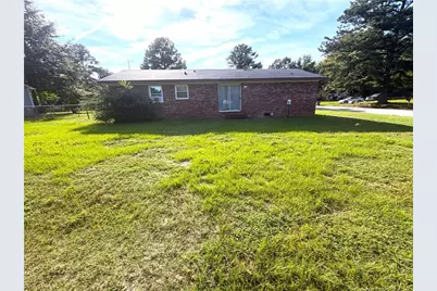 2101 Decor Street, Fayetteville, NC 28304 - Photo 16