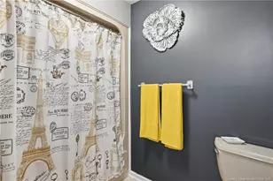 209 E Loch Haven Dr, Fayetteville, NC 28314 - Photo 32
