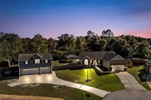 1812 Citidancer Ct, Hope Mills, NC 28348 - Photo 4