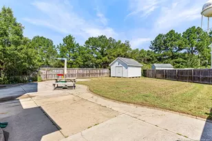 399 Fairfield Cir, Raeford, NC 28376 - Photo 40
