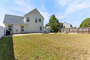 399 Fairfield Cir, Raeford, NC 28376 - Photo 38