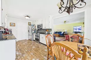 3602 Lakeshore Dr, Hope Mills, NC 28348 - Photo 10