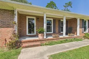 3602 Lakeshore Dr, Hope Mills, NC 28348 - Photo 4