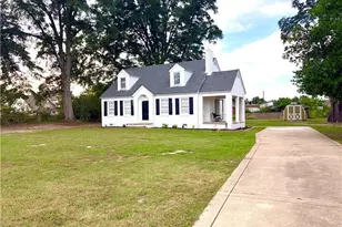 608 Fair St, Fayetteville, NC 28306 - Photo 1