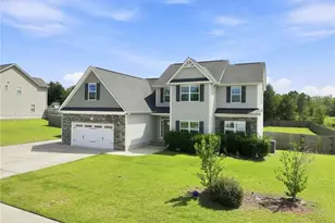 3417 Burberry Dr, Fayetteville, NC 28306 - Photo 2