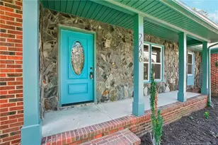 2246 Baywater Dr, Fayetteville, NC 28304 - Photo 4