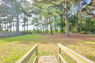 124 Franklin Rd, Raeford, NC 28376 - Photo 10
