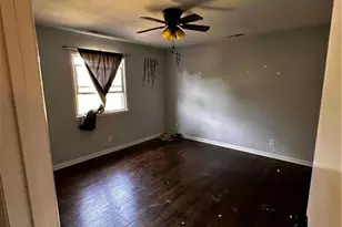 406 Dunmore Rd, Fayetteville, NC 28303 - Photo 16