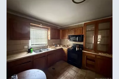 209 S Patterson Street, Maxton, NC 28364 - Photo 2