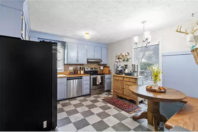 725 Sunnycrest Drive, Fayetteville, NC 28314 - Photo 10
