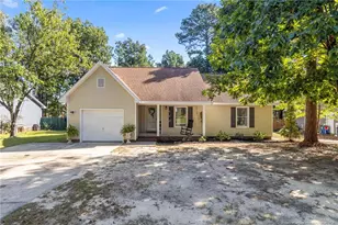 725 Sunny Crest Dr, Fayetteville, NC 28314 - Photo 2