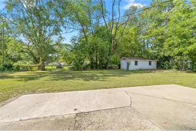 808 Hemlock Drive, Fayetteville, NC 28304 - Photo 22