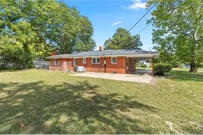 808 Hemlock Drive, Fayetteville, NC 28304 - Photo 8