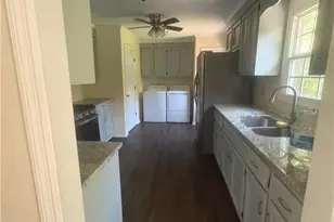 1602 McGougan Rd, Fayetteville, NC 28303 - Photo 6