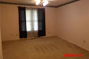 7101 Avila Dr, Fayetteville, NC 28314 - Photo 6
