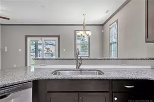916 W Rowan St, Fayetteville, NC 28301 - Photo 16