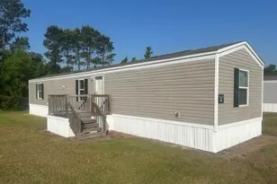 15 Ceila Dr, Lumberton, NC 28358 - Photo 1