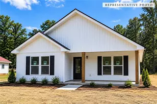 462 Bullard St, Roseboro, NC 28382 - Photo 1