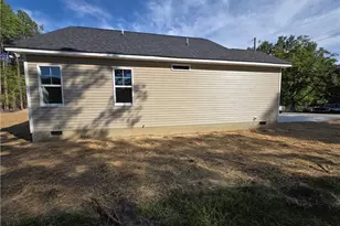 200 Jenkins St, Dunn, NC 28334 - Photo 4