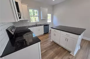 200 Jenkins St, Dunn, NC 28334 - Photo 8