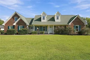 380 Hidalgo Dr, Raeford, NC 28376 - Photo 2