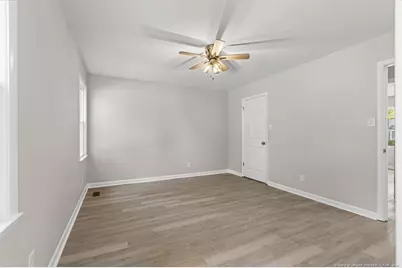 2034 Windlock Drive, Fayetteville, NC 28304 - Photo 30