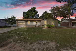 2034 Windlock Dr, Fayetteville, NC 28304 - Photo 1