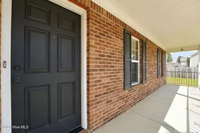 184 Hampshire Court, Raeford, NC 28376 - Photo 4