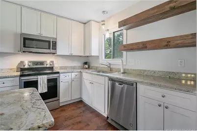 2048 Lakeridge Drive, Fayetteville, NC 28304 - Photo 12