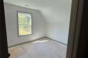 9752 Gooden Dr, Fayetteville, NC 28314 - Photo 14