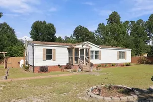 390 Purvis Ct, Raeford, NC 28376 - Photo 4